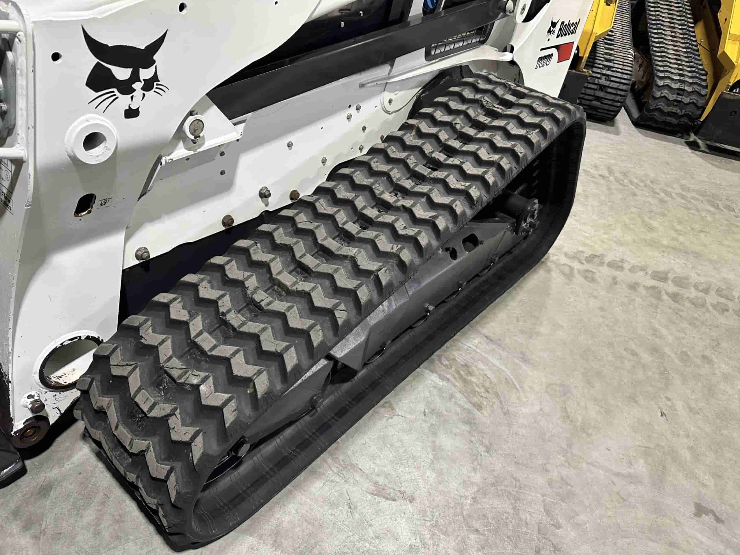 2019 BOBCAT T870 HIGH FLOW
